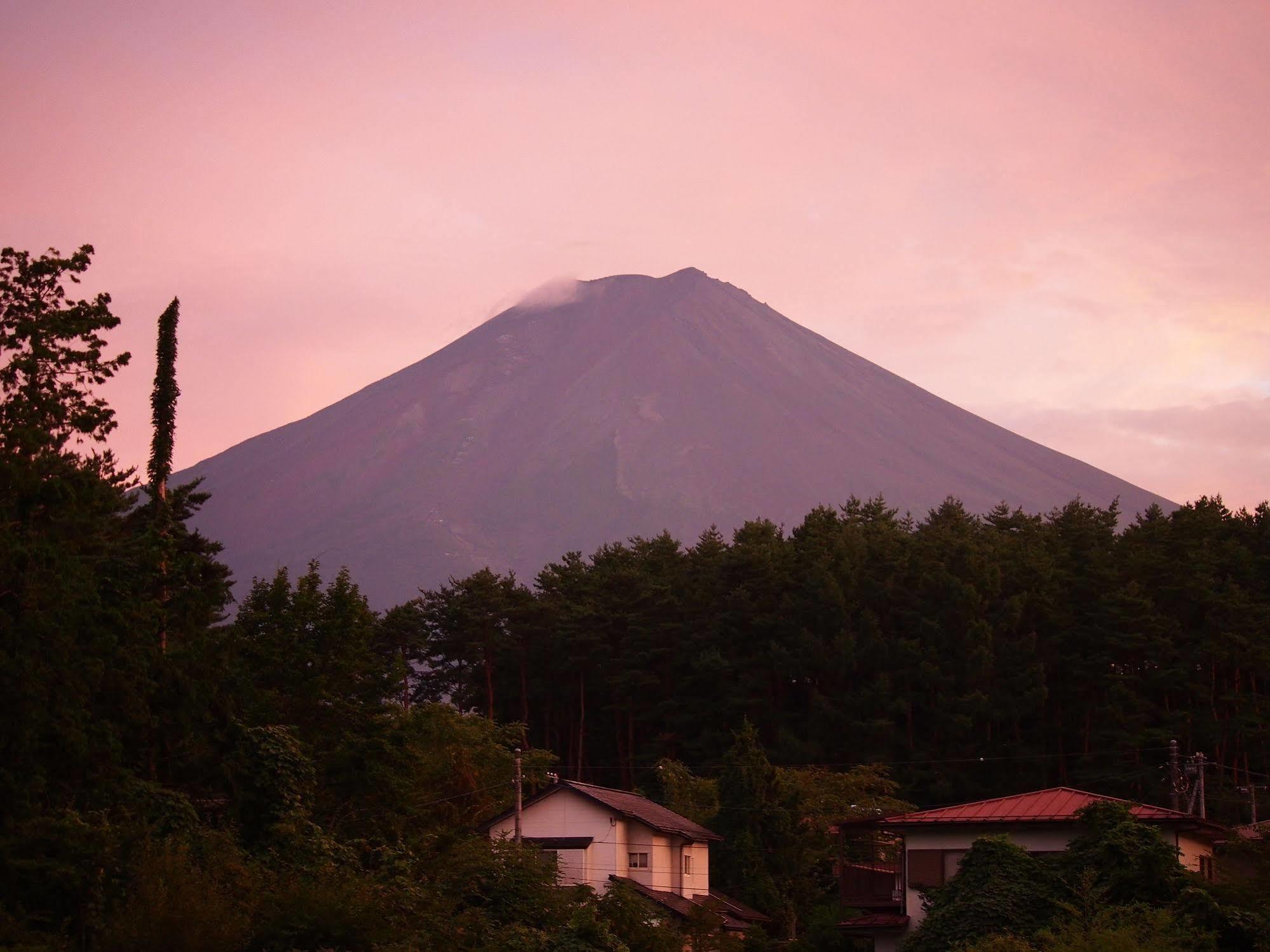 Mtfuji Guest House Kikkake Fujiyoshida Exterior photo